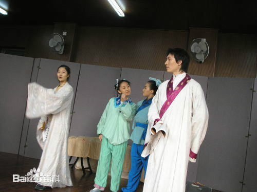 王龙华(Henry)话剧最新剧照