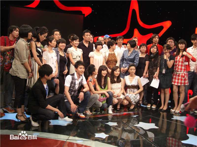 王龙华(Henry)参加活动性感图片图集