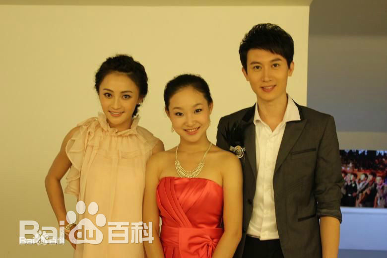 王龙华(Henry)参加活动性感图片图集