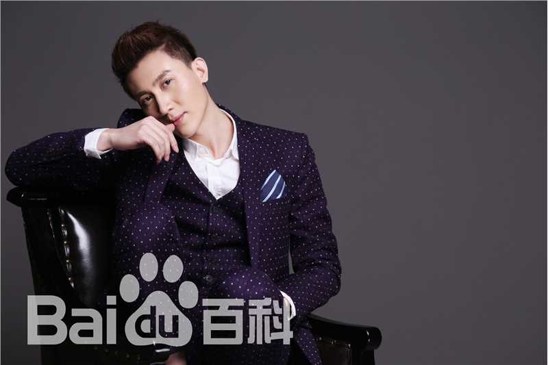 王龙华(Henry)高清帅酷图册