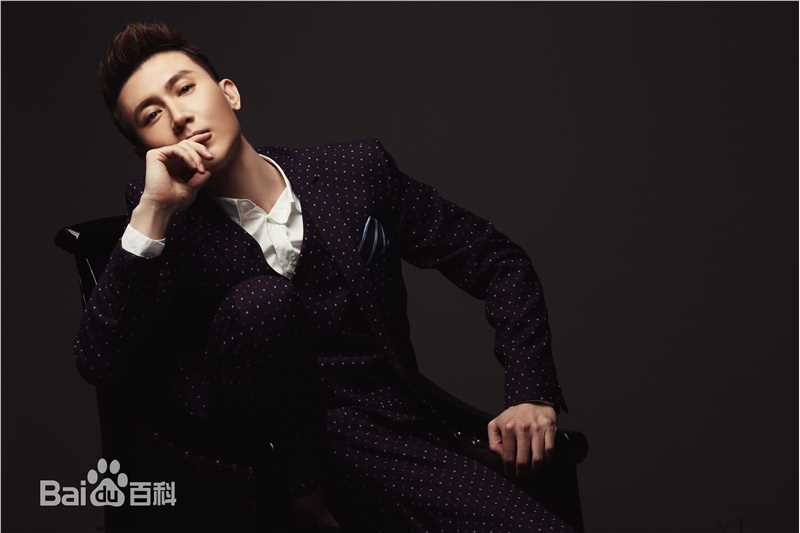 王龙华(Henry)高清帅酷图册