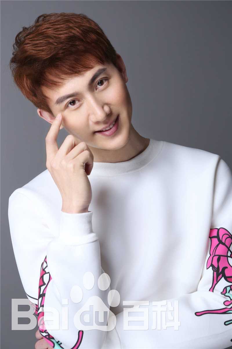 王龙华(Henry)高清白衣图集