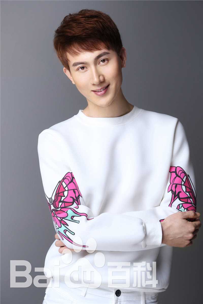 王龙华(Henry)高清白衣图集