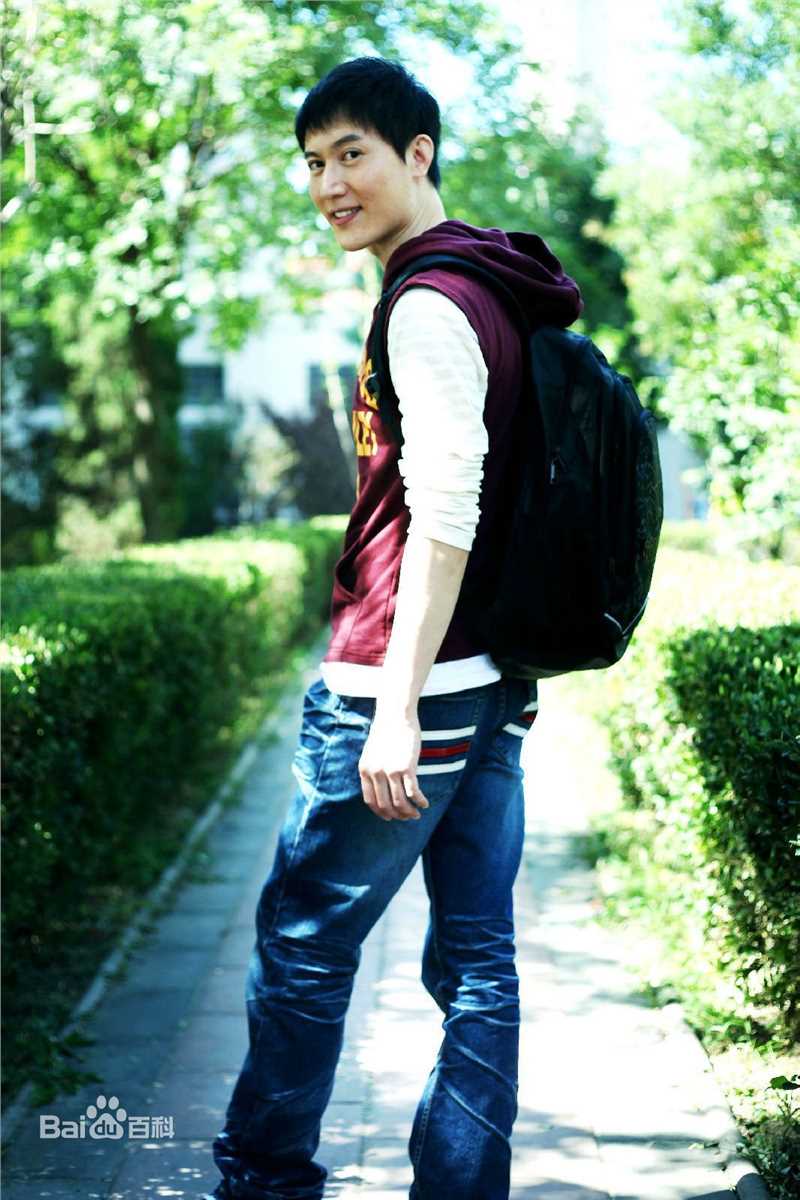 王龙华(Henry)《都是兄弟》高清剧照