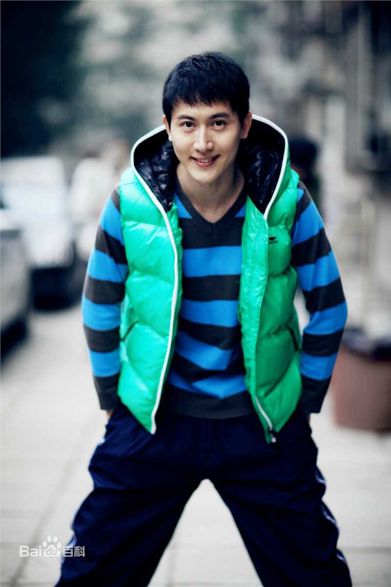 王龙华(Henry)《都是兄弟》高清剧照