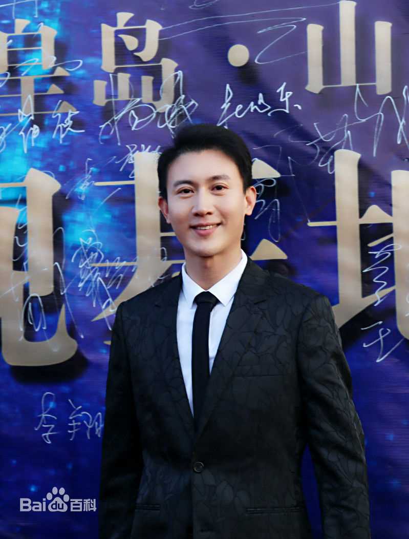 王龙华(Henry)中国影视峰会性感图片图集