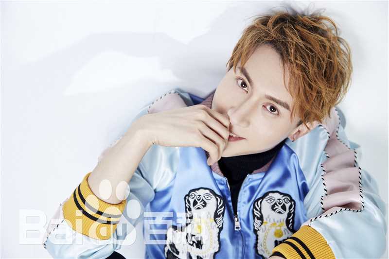 王龙华(Henry)休闲