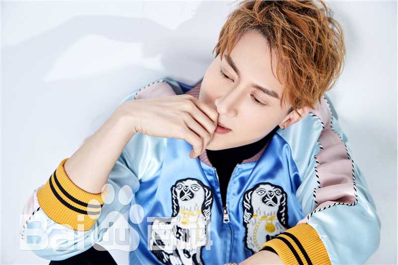 王龙华(Henry)休闲