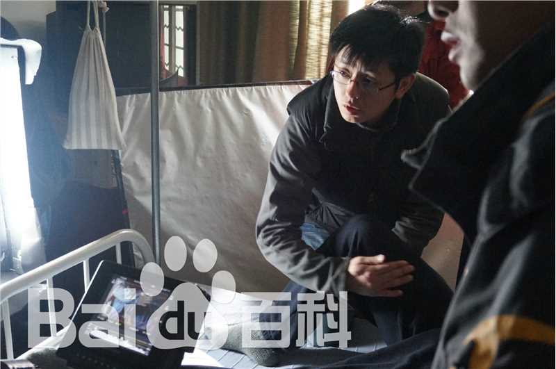 周拓如现场工作照图册