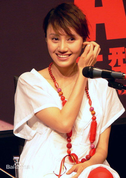 最全袁泉(Yolanda)在话剧《琥珀》中的壁纸