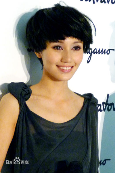 袁泉(Yolanda)时尚活动壁纸壁纸