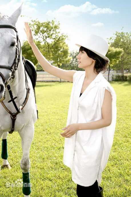 袁泉(Yolanda)时尚活动壁纸壁纸