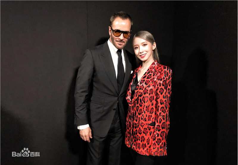 孟美岐(Meng Mei Qi、)19SS纽约时装周壁纸壁纸