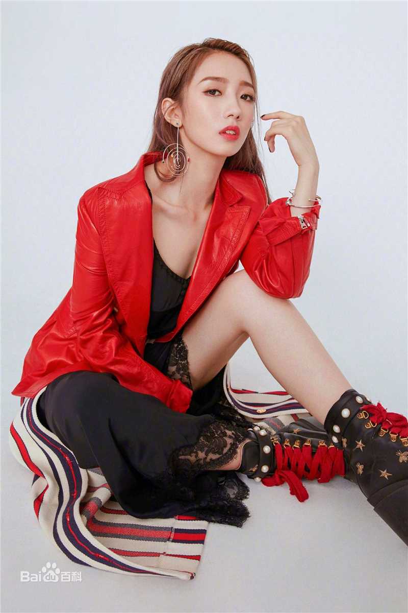 孟美岐(Meng Mei Qi、)概述图册前后照片