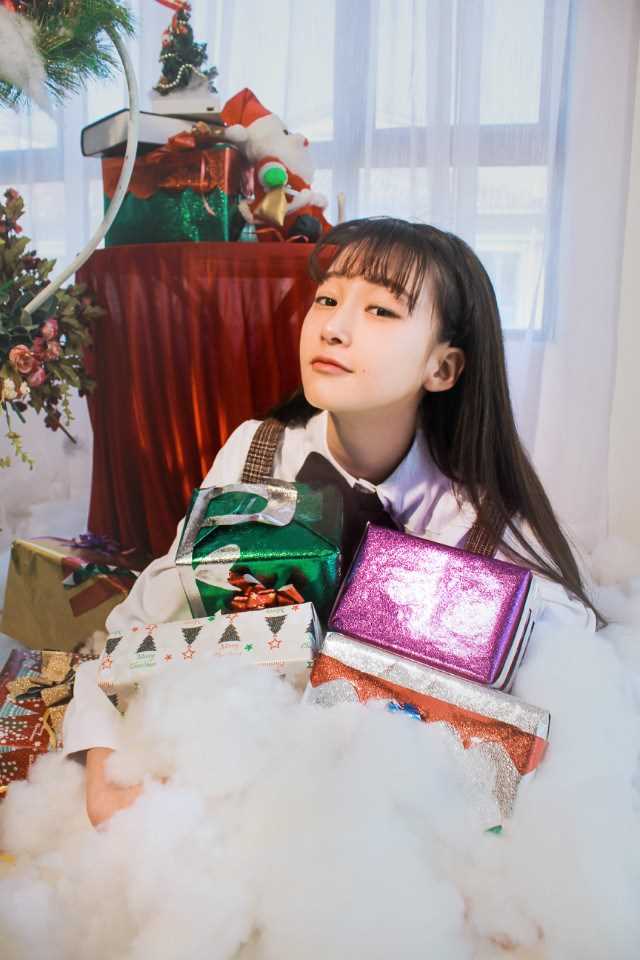 最全袜子制服美女圣诞节时尚大片相册