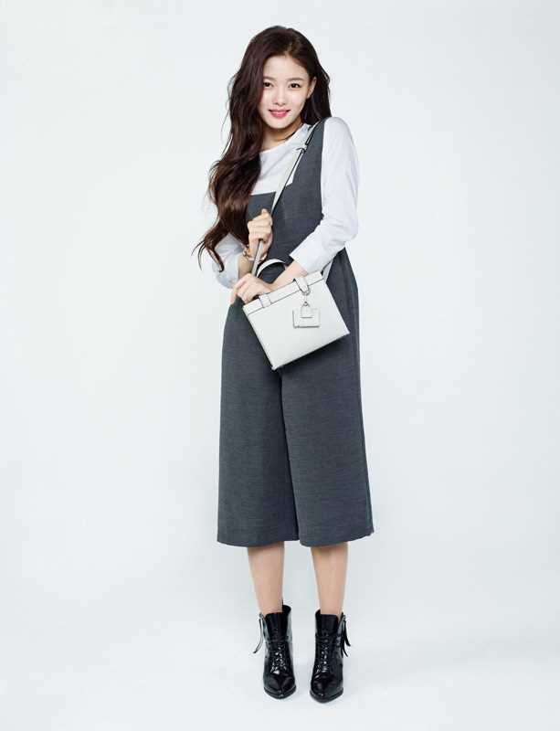 特别专辑韩国女明星金裕贞展都市女性时尚魅力