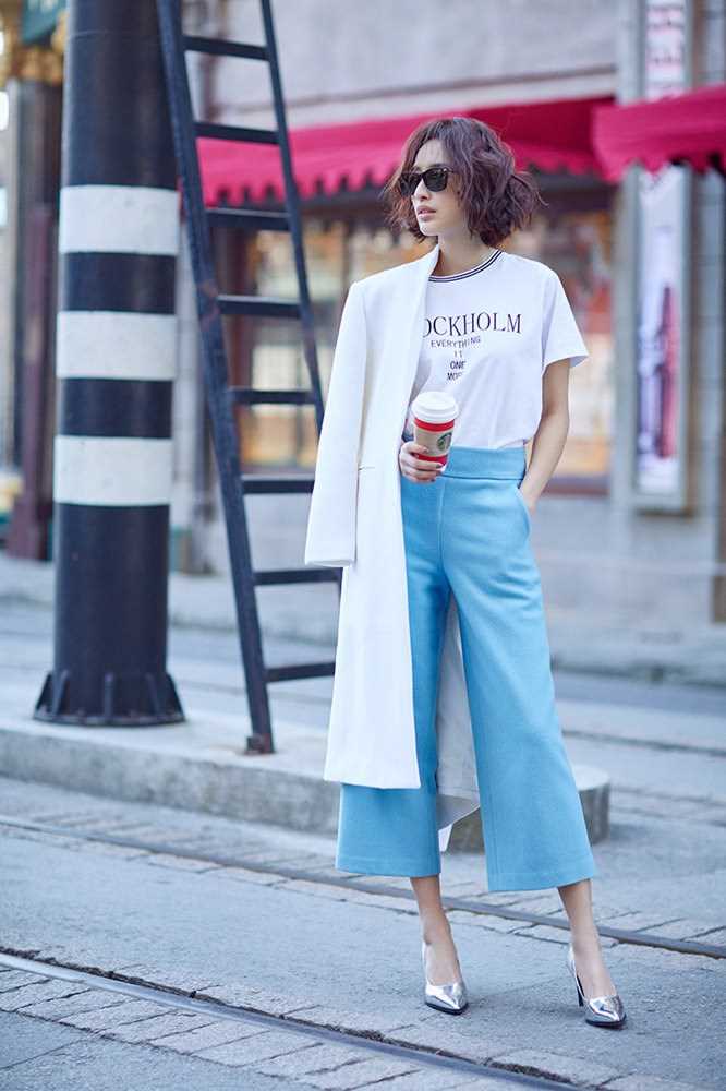 特别专辑张俪最新时尚街拍照显率真洒脱