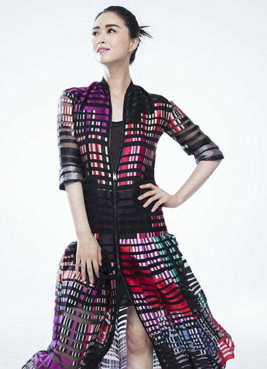 高清蒋欣最新时尚展完美身材图集