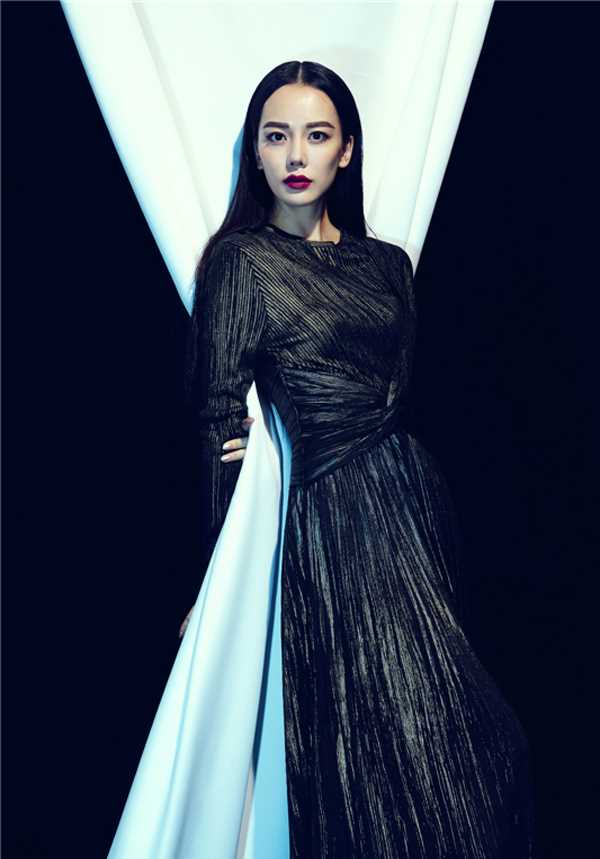 优质冷艳美女唐于鸿高清时尚感十足相册