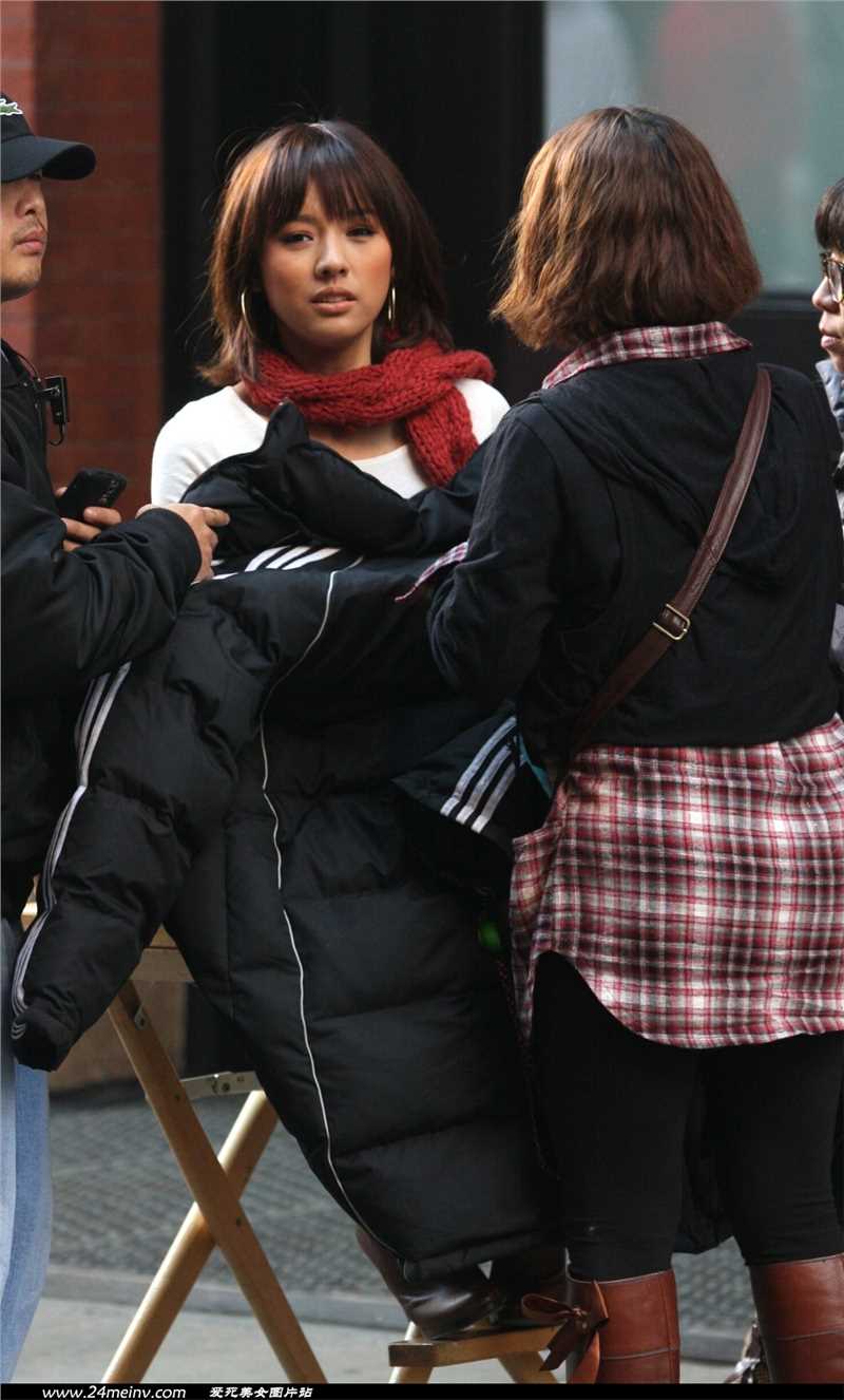 特别专辑韩国女明星李孝利时尚街拍大片图片