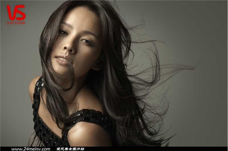 特别专辑韩国女明星李孝利时尚街拍大片图片