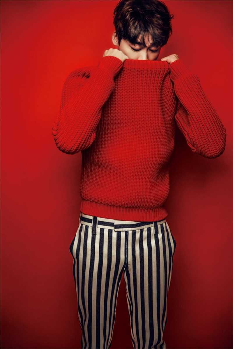 李易峰红色毛衣展时尚型男范