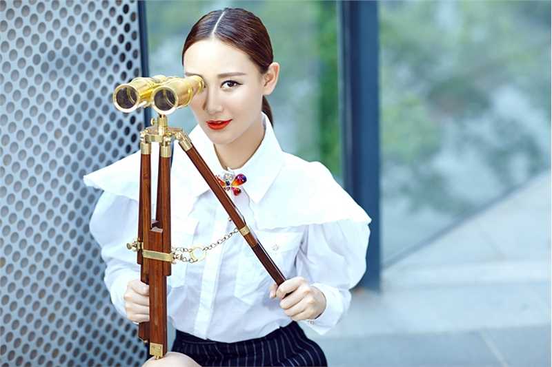 优质惊艳制服美女杜十五时尚街拍大片相册