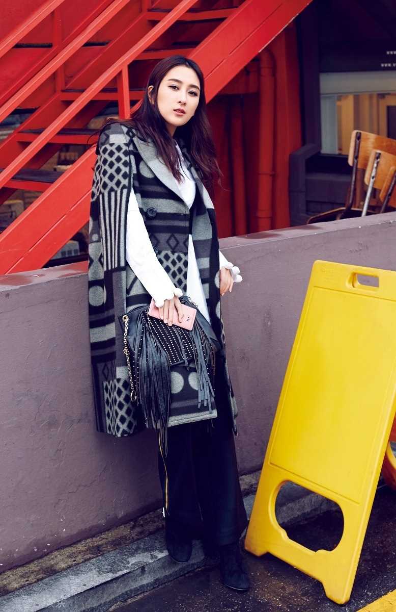 最全女明星马苏时尚街拍大片变身摩登女郎壁纸