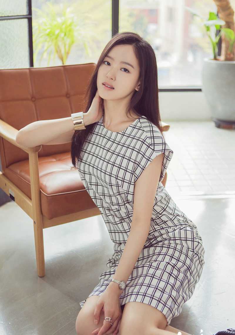 特别专辑时尚热裤mm姜汉娜室内高清