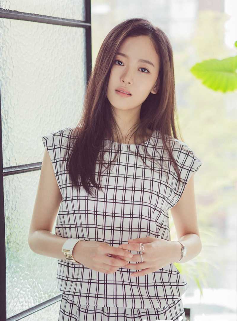 特别专辑时尚热裤mm姜汉娜室内高清