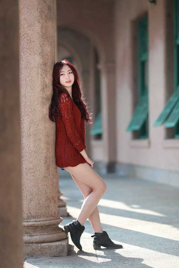 最全热裤美女艾薇时尚街拍照相册