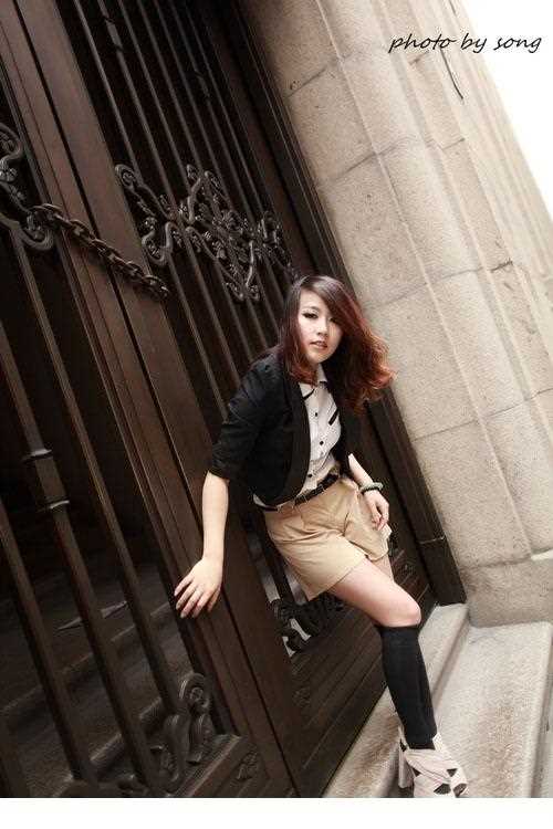 优质时尚美女街头大图相册