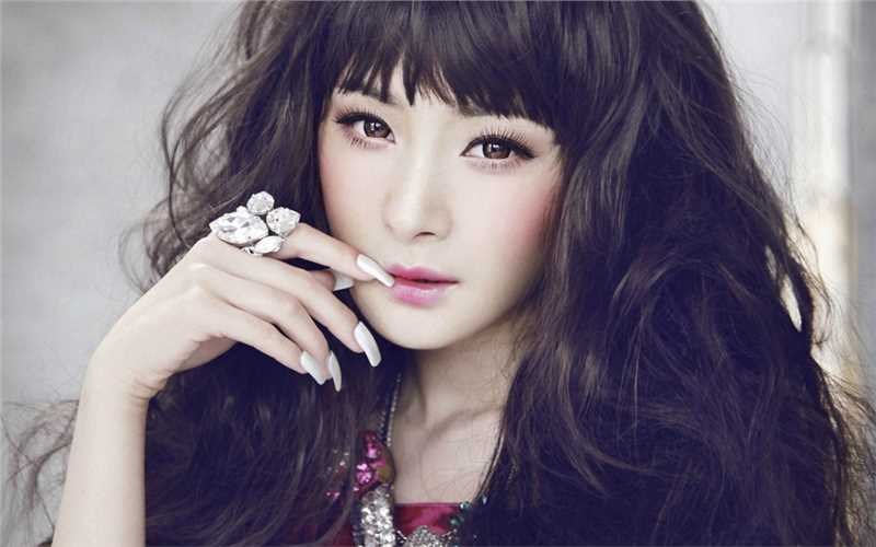 最新杨幂优雅时尚造型高清壁纸