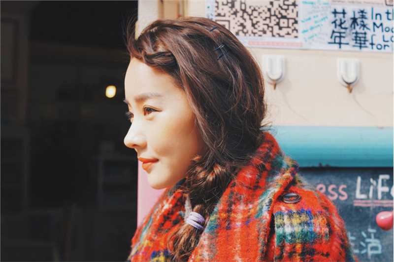 女星刘美人冬日时尚街拍大片