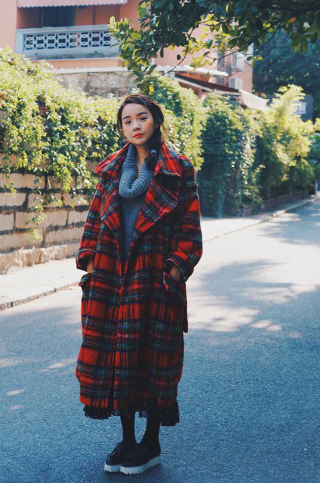 女星刘美人冬日时尚街拍大片