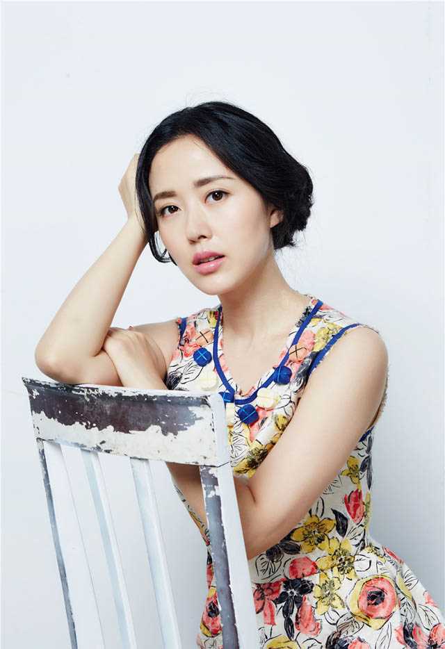 精选氧气美女颜丹晨时尚大片图册