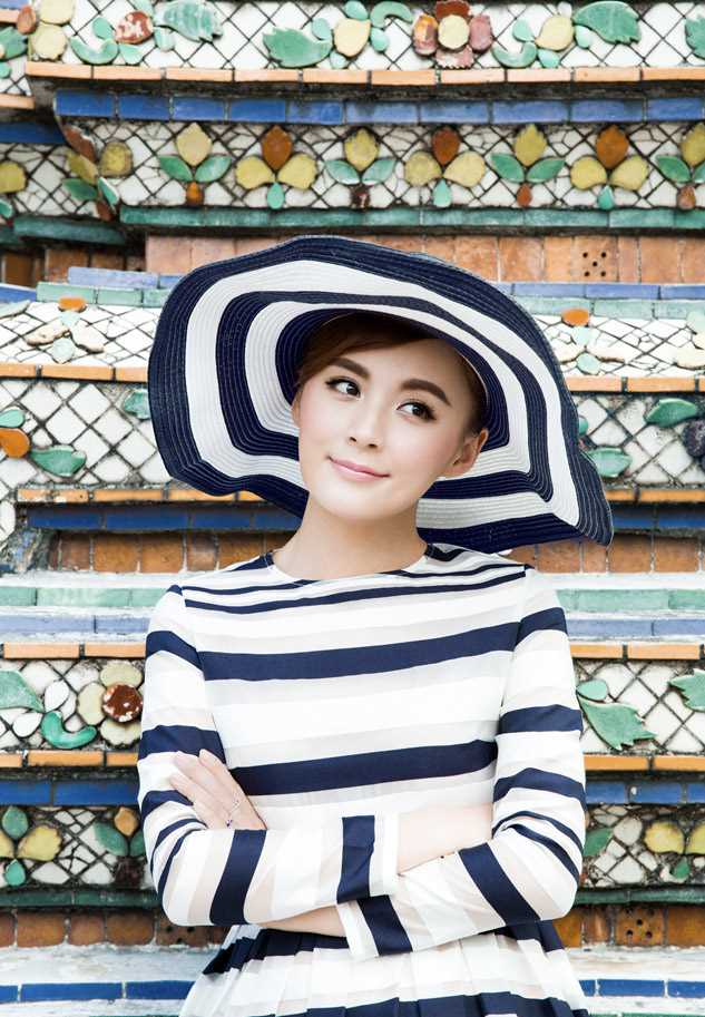 优质毛林林泰国时尚街拍大片相册