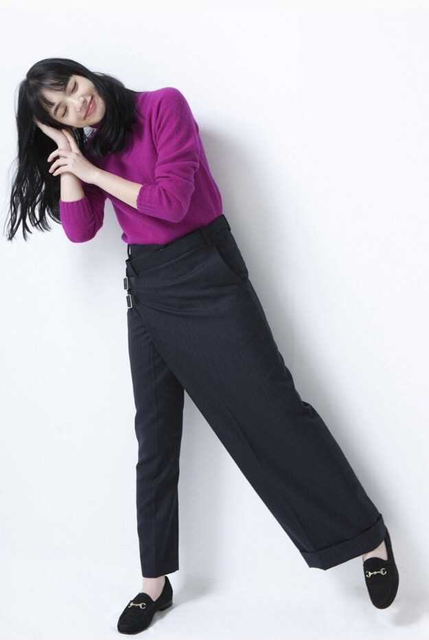 精选日本明星小松菜奈氧气美女素颜清纯养眼壁纸图册