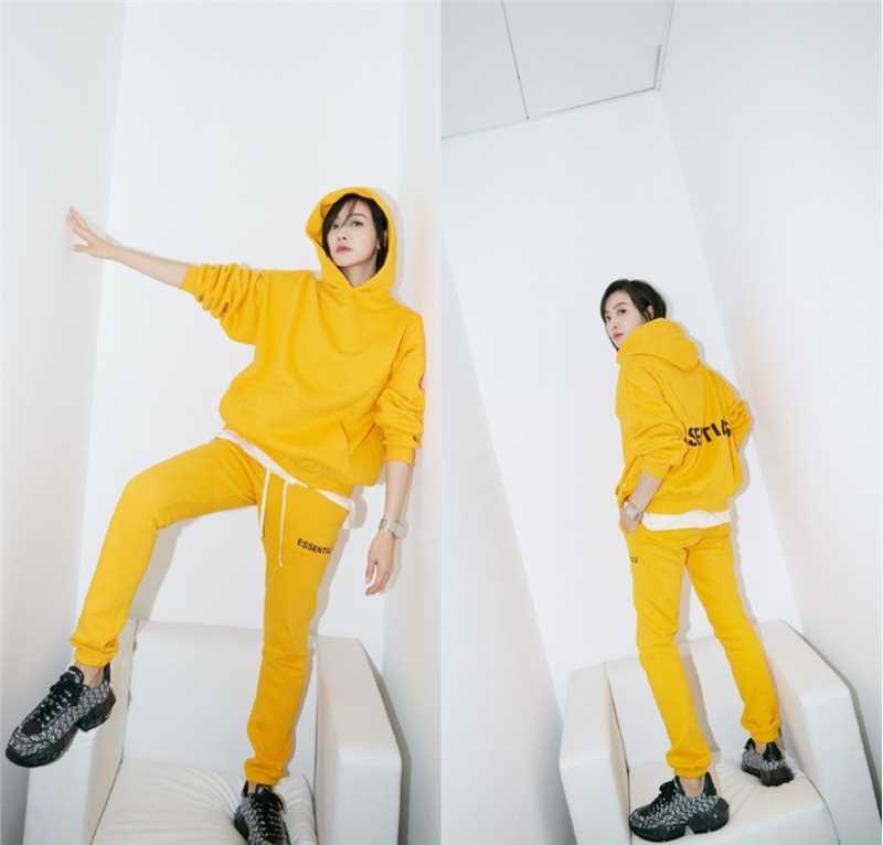 精选活力阳光美女宋茜显眼卫衣清爽运动风格时尚图册