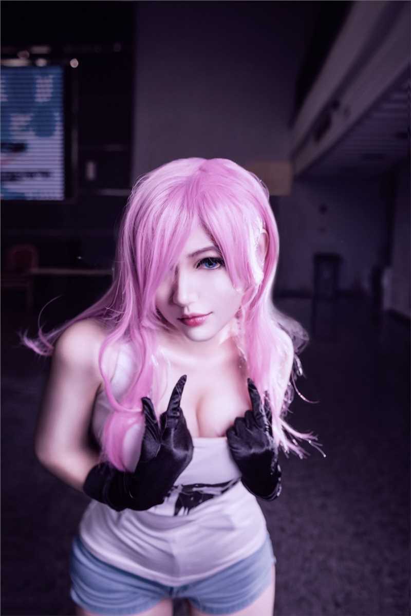 高清邪魅御姐妖娆热裤大长腿性感cosplay图片图集