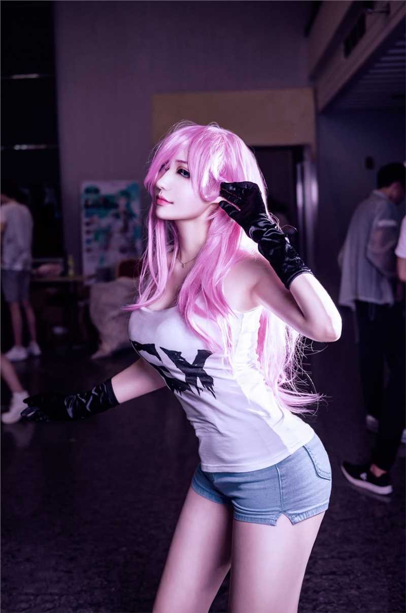 高清邪魅御姐妖娆热裤大长腿性感cosplay图片图集