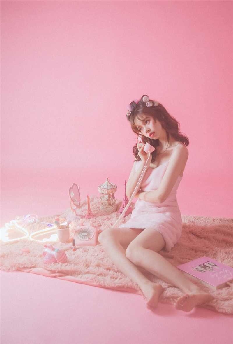 优质性感小萝莉气质慵懒唯美诱人的吸睛美女梦幻图片相册