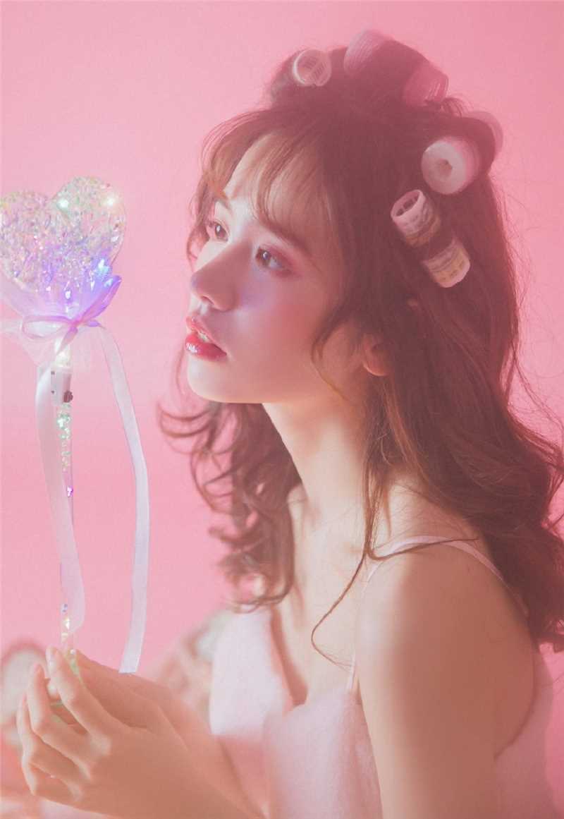 优质性感小萝莉气质慵懒唯美诱人的吸睛美女梦幻图片相册