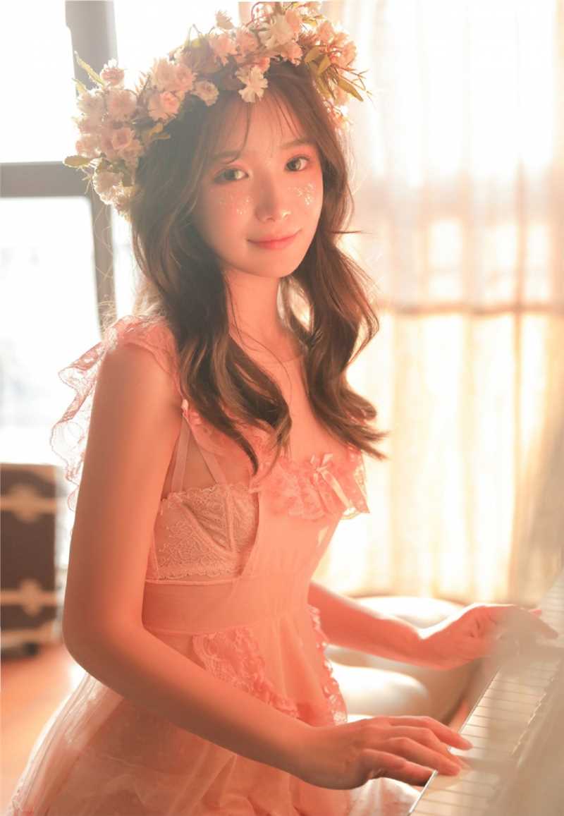 优质森系美女蕾丝内衣蕾丝清纯治愈系图片图片