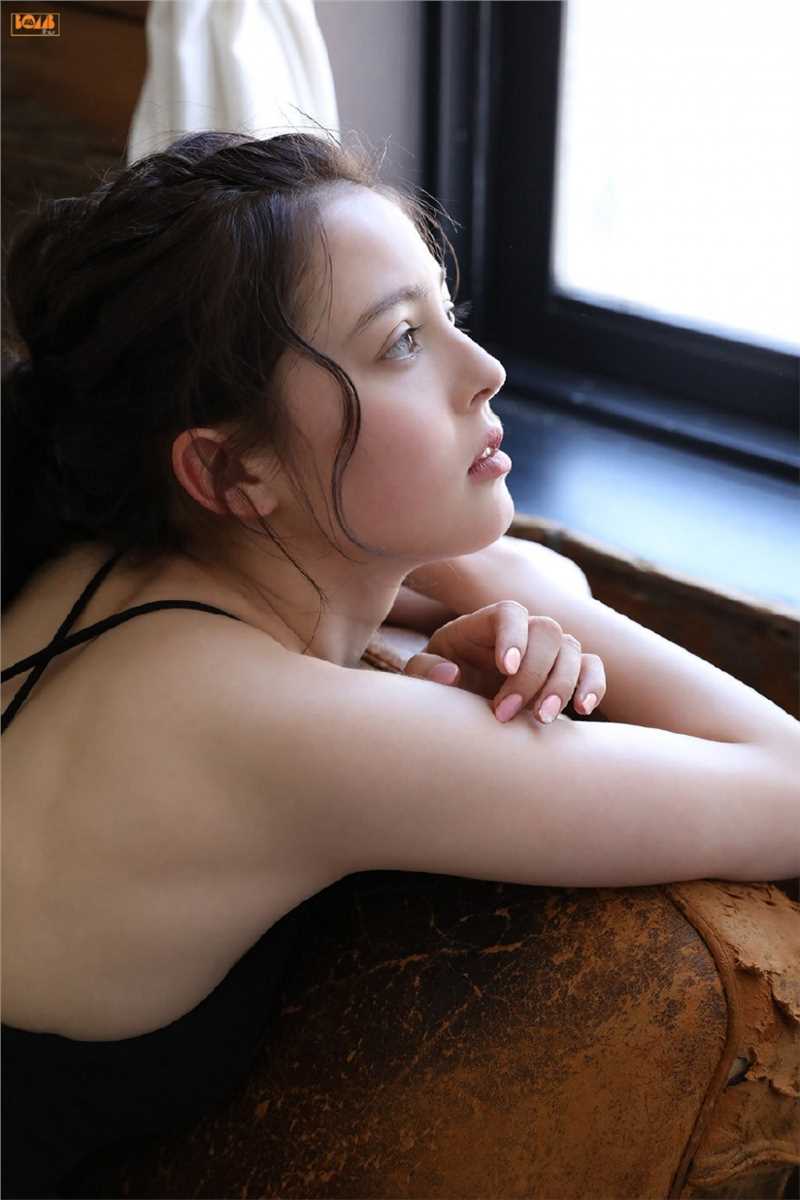 优质极品清纯妹妹死库水泳装低胸长腿诱惑个人相册