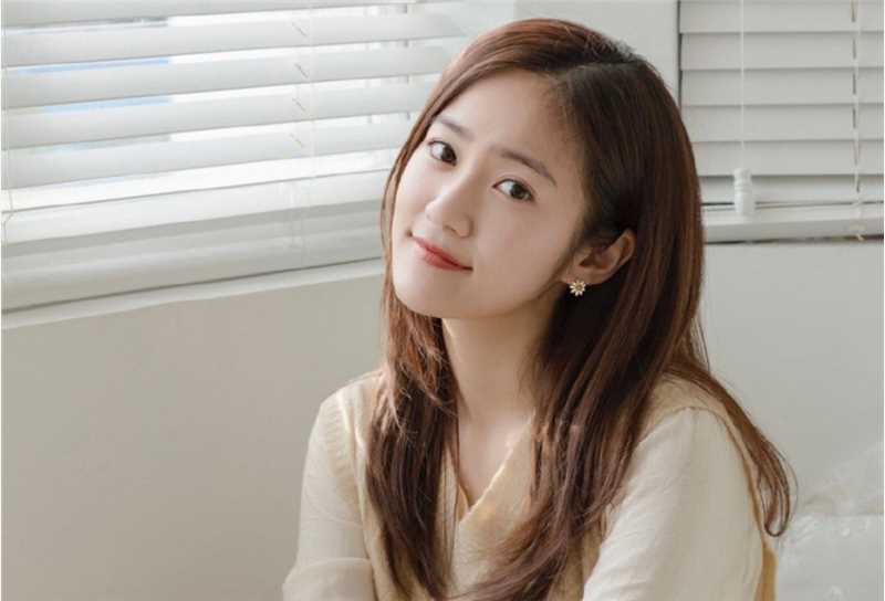 最新甜美少女汤梦佳清纯治愈软妹可爱私房图片图集