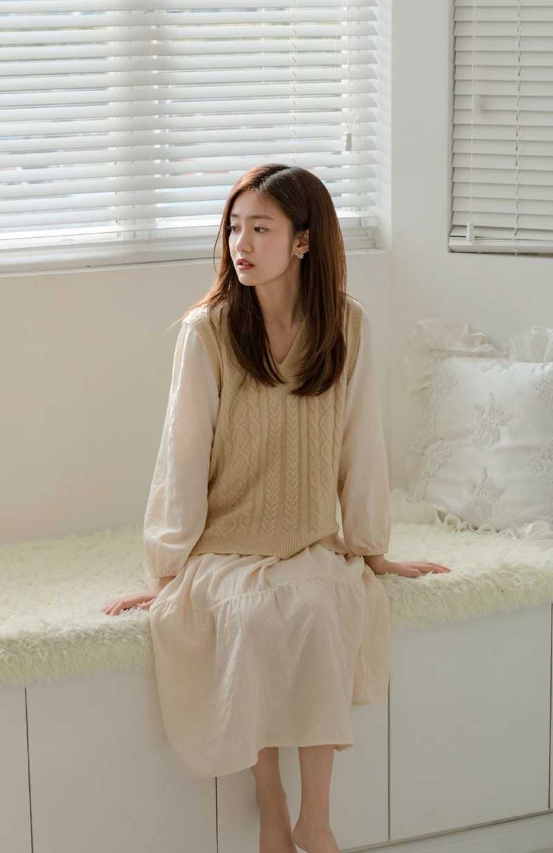 最新甜美少女汤梦佳清纯治愈软妹可爱私房图片图集