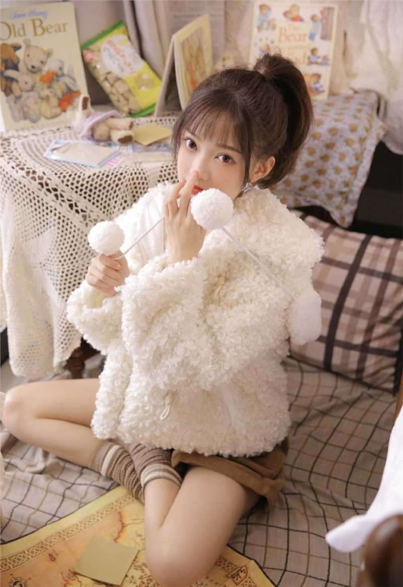 精选日本少女牛奶肌肤清纯性感私房氧气图片图册