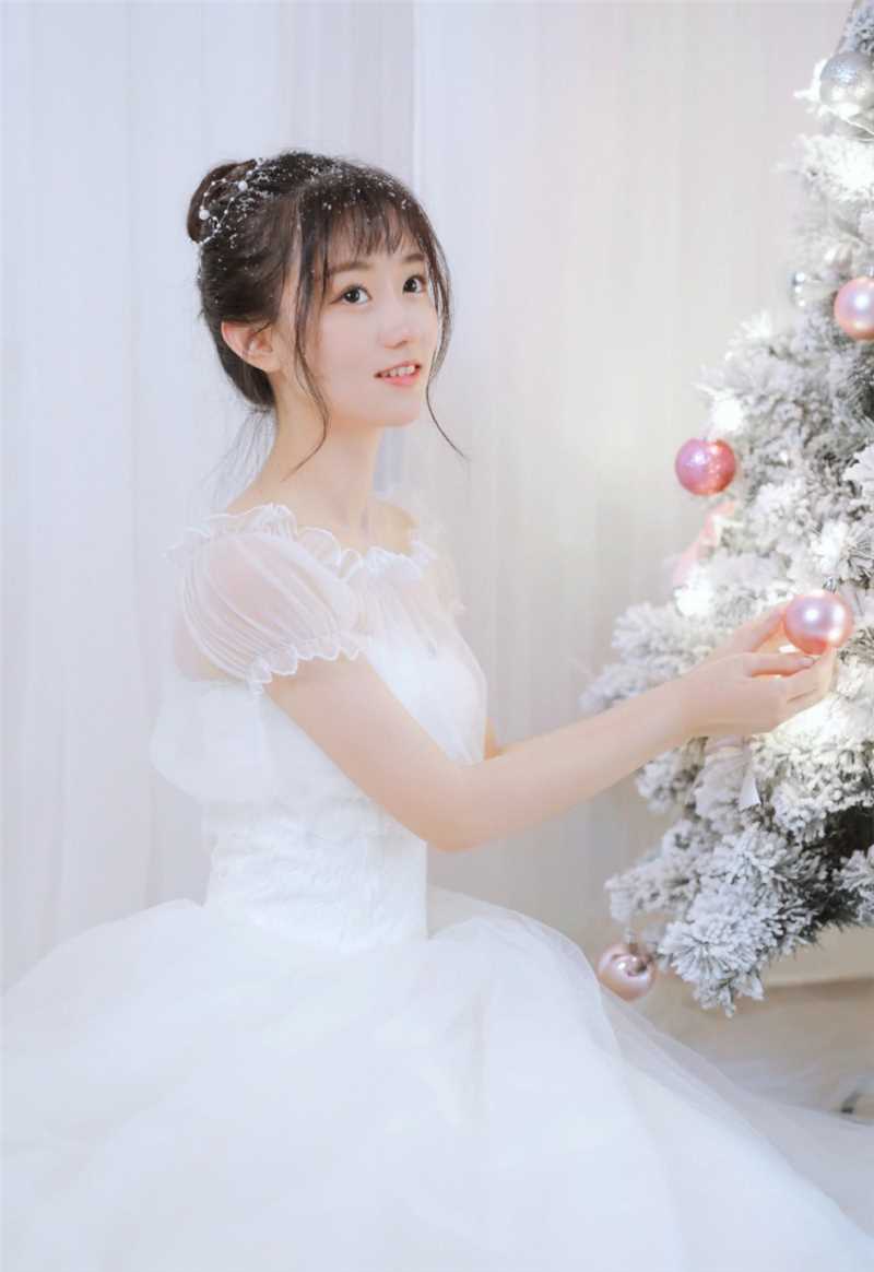 最全梦幻唯美美少女穿着白色纱裙看起来十分甜美诱人的图片相册