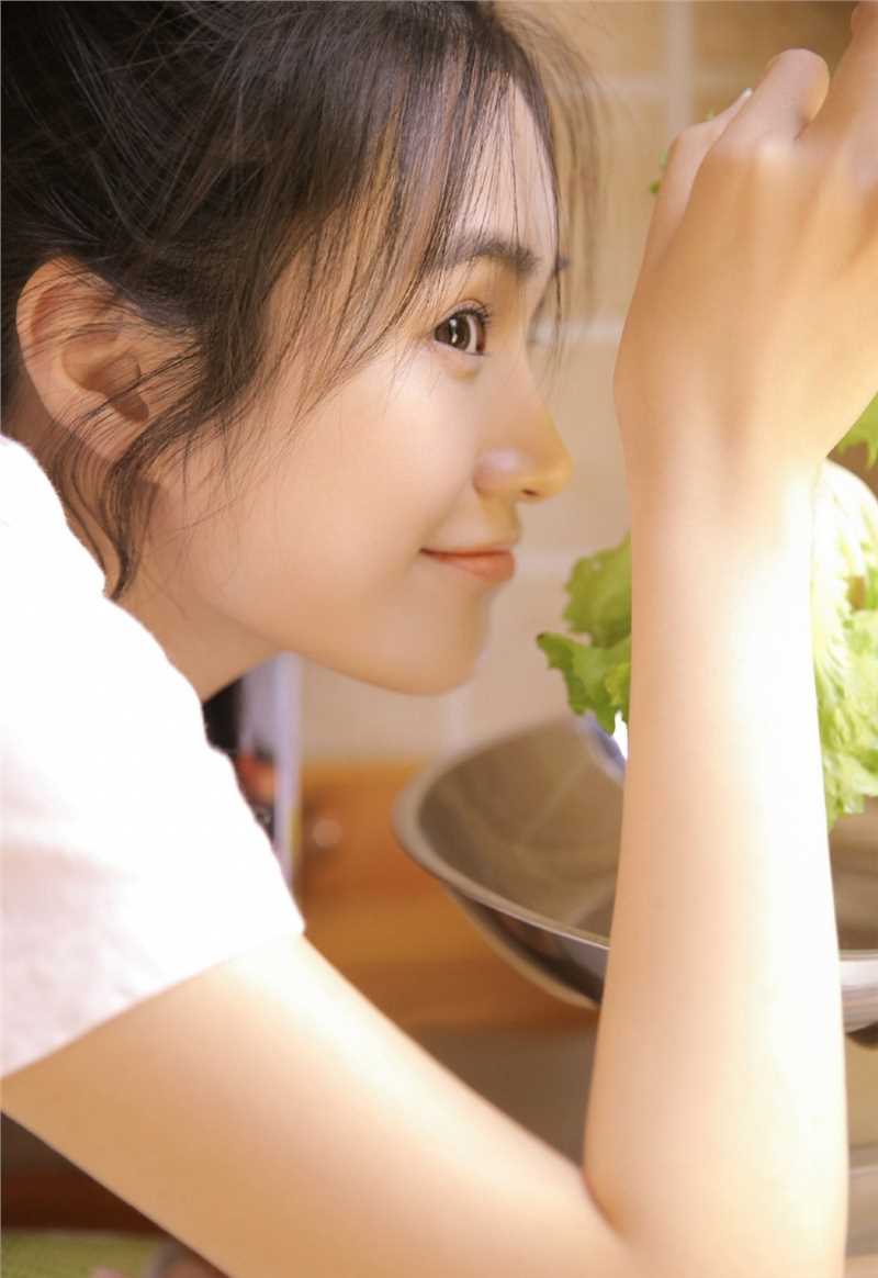 精选宅男女神惹火肌肤撩人气质空灵氧气图册